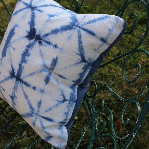 Seraya Outdoor Indigo Cushion, Designers Guild  1